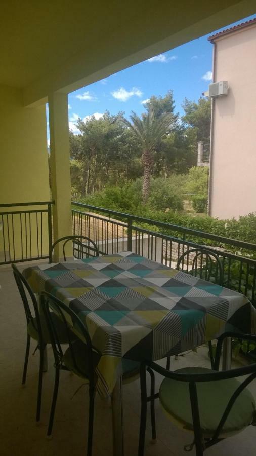 Apartments Marcic Bol Dış mekan fotoğraf